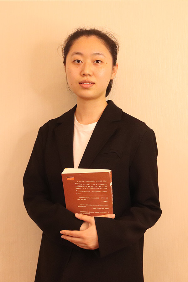 澄城梁艺 本科学历，优秀班主任