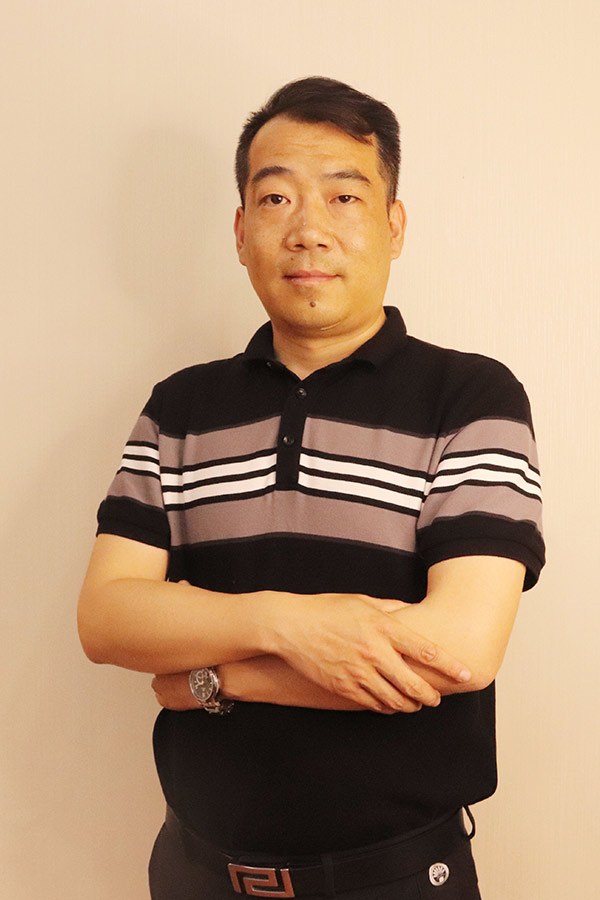 澄城冯少坤 本科学历,毕业于陕西师范大学